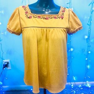 Mustard yellow top